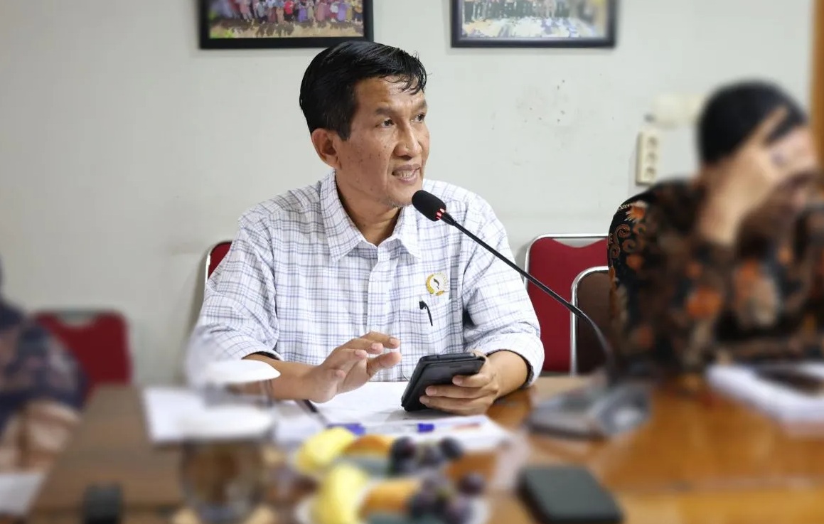 Anggota Pansus Raperda Rencana Umum Energi Daerah DPRD Jawa Barat, Budiwanto,