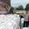 Kepolisian Daerah Jawa Barat (Polda Jabar) saat ungkap kasus praktik sindikat penimbunan pupuk bersubsidi di Mapolda Jabar, Kota Bandung, Rabu (6/11/2024). (Rubby Jovan)