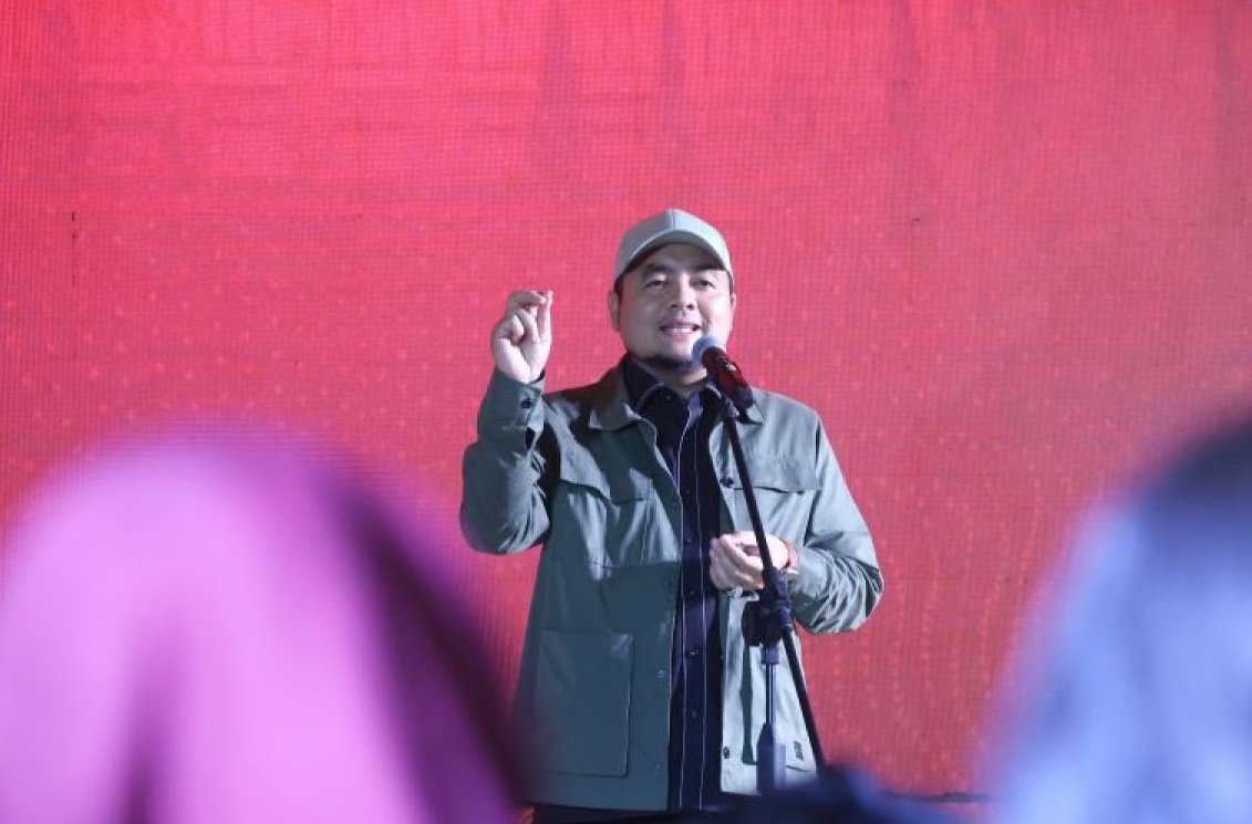 Ketua KPU RI Mochammad Afifuddin saat membuka "Press Tour Pilkada 2024" di kawasan Batu, Malang, Jawa Timur, Jumat (8/11/2024). (KPU RI)