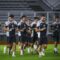 Timnas Indonesia menjalani sesi latihan di kompleks Stadion Madya Gelora Bung Karno, Senayan, Jakarta, Selasa (12/11/2024). Latihan yang diikuti 27 pemain tersebut merupakan persiapan Indonesia melawan Jepang dalam laga Grup C Babak Ketiga Kualifikasi Piala Dunia 2026 di Stadion Utama Gelora Bung Karno pada Jumat (15/11). ANTARA FOTO/Muhammad Ramdan (MUHAMMAD RAMDAN)