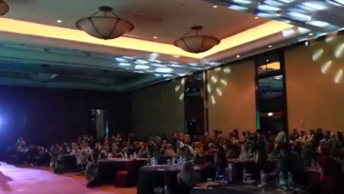 Situasi diskusi dalam kegiatan Festival Literasi Digital (Viral) 2024 di Bandung, Kamis (31/10/2024). (Ricky Prayoga)