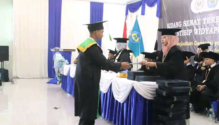 Wisuda Ke-22 STISIP Widyapuri Mandiri Sukabumi