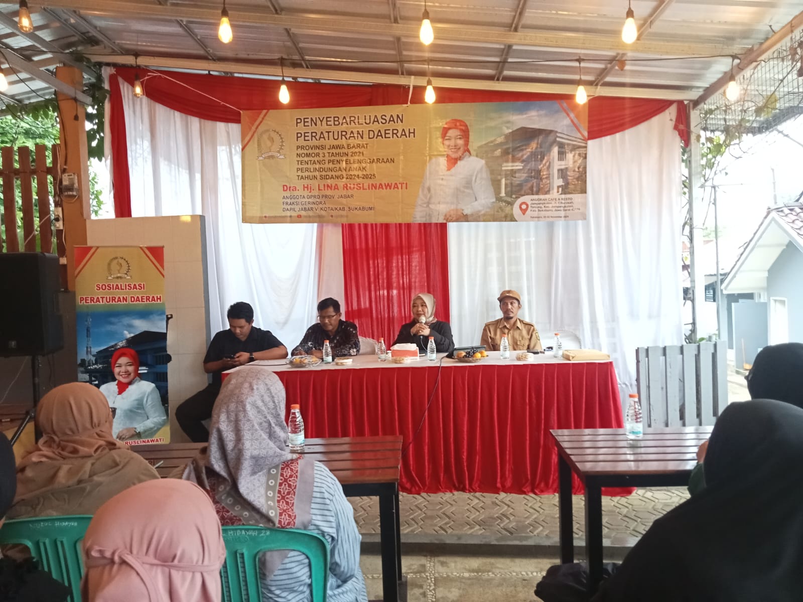 Anggota Dewan Perwakilan Rakyat Daerah (DPRD) Provinsi Jawa Barat Fraksi Gerindra Dra, Hj. Lina Ruslinawati melakukan penyebarluasan perda peraturan pemerintah daerah (perda) provinsi Jawa Barat Nomor 3 Tahun 2023