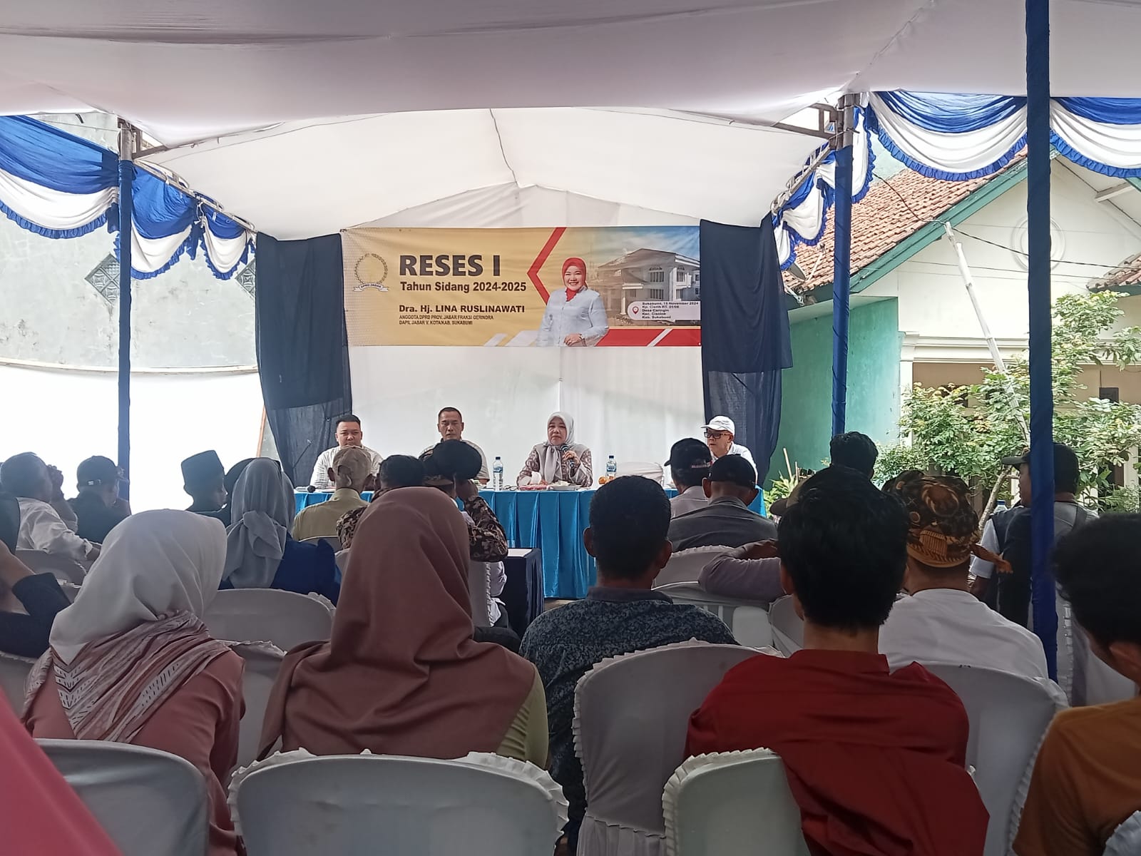 Anggota Dewan Perwakilan Rakyat Daerah (DPRD) Provinsi Jawa Barat Fraksi Gerindra Dra, Hj. Lina Ruslinawati kembali menggelar Reses ke I tahun Sidang 2024-2025, di Cisolok pada Jumat (15/11/2024).