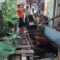 ASESSMENT : Petugas BPBD Kabupaten Sukabumi bersama petugas gabungan, saat meninjau salah lokasi yang terdampak bencana alam pada Rabu (13/11).(FOTO : UNTUK RADAR SUKABUMI)