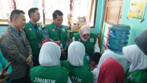 Cegah Demam Berdarah, Indomaret dan Baygon Adakan Penyuluhan PSN di SD Kota Sukabumi