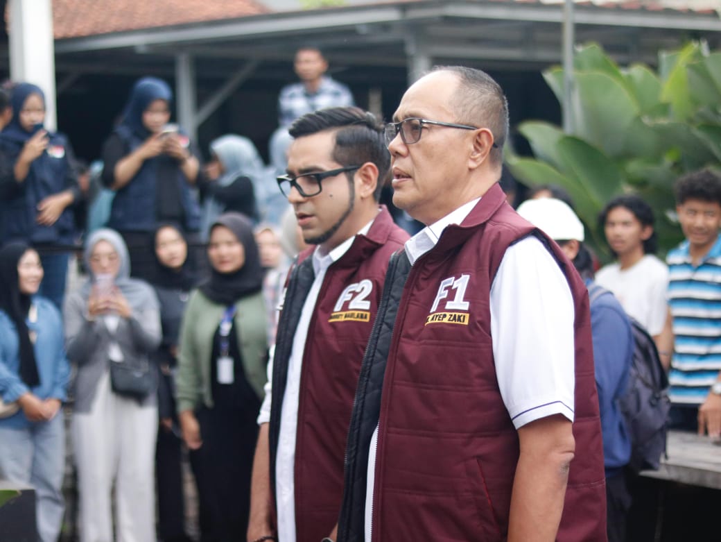 Pasangan calon Wali Kota dan Wakil Wali Kota Sukabumi nomor urut 2 Ayep Zaki-Bobby Maulana. 
