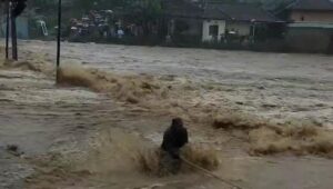 Wilayah Sukabumi Dilanda Bencana Banjir dan Longsor Hingga Pergerakan Tanah