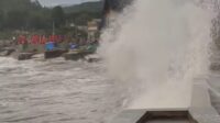 Waspada Gelombang Tinggi Acam Pantai Sukabumi