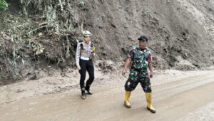 Longsor Susulan, Jalur Bagbagan Kiara Dua Simpenan Kembali Ditutup 