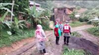 Dua Warga Sukabumi Tertimbun Longsor, Satu Diantaranya Meninggal Dunia