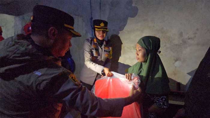 Polres Sukabumi Kota Kucurkan Paket Sembako