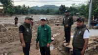 Anggota DPR RI, Zainul Munasichin Salurkan Bantuan dan Dirikan Posko Bencana