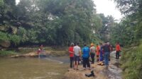 Seorang Anak di Bogor Hanyut di Sungai Ciliwung 