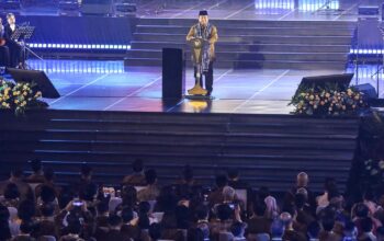 Presiden Republik Indonesia Prabowo Subianto menyampaikan pidato pada Perayaan Natal Nasional 2024 di Indonesia Arena, Senayan, Jakarta, pada Sabtu (28/12/2024). (Salman Toyibi/Jawa Pos)