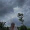 Gumpalan awan hitam tebal (cumulonimbus) yang disertai kilatan petir sedang menyelimuti langit di kawasan Pantai Indah Kapuk (PIK 2), Jakarta Utara, Jakarta, Rabu (4/12/2024).