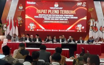 Situasi Rapat Pleno Rekapitulasi Suara Pilgub Jabar 2024 di Gedung KPU Jabar Bandung, Minggu (8/12/2024). (Ricky Prayoga)