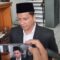 Ketua Divisi Pendidikan Pemilih dan Partisipasi Masyarakat KPU Jabar Hedi Ardia memberikan keterangan di Gedung KPU Jabar, Bandung, Minggu (8/12/2024). (Ricky Prayoga)