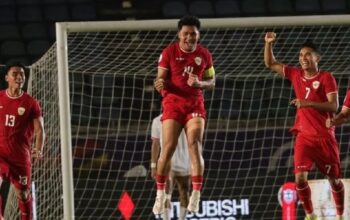 Selebrasi pemain timnas Indonesia, usai mencetak gol ke gawang Myanmar di awal laga grup B Piala AFF 2024, Senin (9/12).