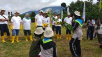 Mitra Tours and Travel Ajak Anak-anak Selamatkan  Bumi Melalui Program “Penanaman 100 Pohon  untuk Sejuta Harapan”