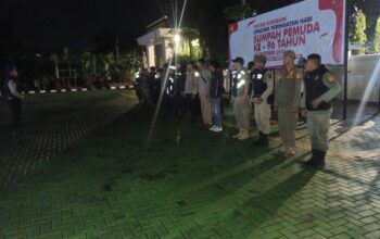 Sejumlah personel Satpol PP Kabupaten sukabumi tengah mengikuti apel gabungan sebelum melaksanakan patroli KRYD.(FOTO : UNTUK/ RADARSUKABUMI)