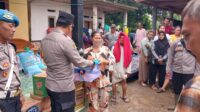 Kapolres Sukabumi Bantu Warga Terdampak Banjir di Mariuk Cidadap Simpenan