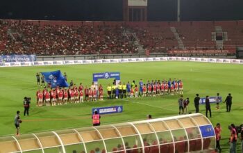 Bali United ditahan imbang 1-1 melawan Persib Bandung pada laga lanjutan pekan ke-12 Liga 1 Indonesia 2024/2025 di Stadion Kapten I Wayan Dipta, Kabupaten Gianyar, Bali, Selasa (7/1/2025). (Dewa Ketut Sudiarta Wiguna)