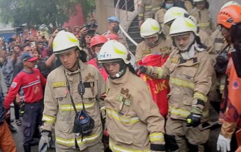 Korban tewas kebakaran Glodok Plaza, Jakarta Barat disebut sulit diidentifikasi lantaran kondisinya hangus terbakar.(Cahyono)
