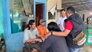 Stress, Berandal Motor Bacok Warga Cikondang yang Sedang Meronda