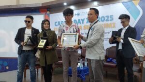 Career Day ke-15 SMAN 1 Sukabumi Membangun Wawasan dan Motivasi Karir Siswa