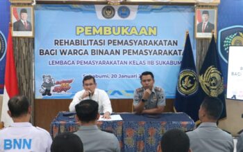 SAMBUTAN: BNNK Sukabumi, membuka program rehabilitasi sosial bagi warga binaan pemasyarakatan di Lapas Kelas IIb Sukabumi, Senin (20/1). (FT: IST)