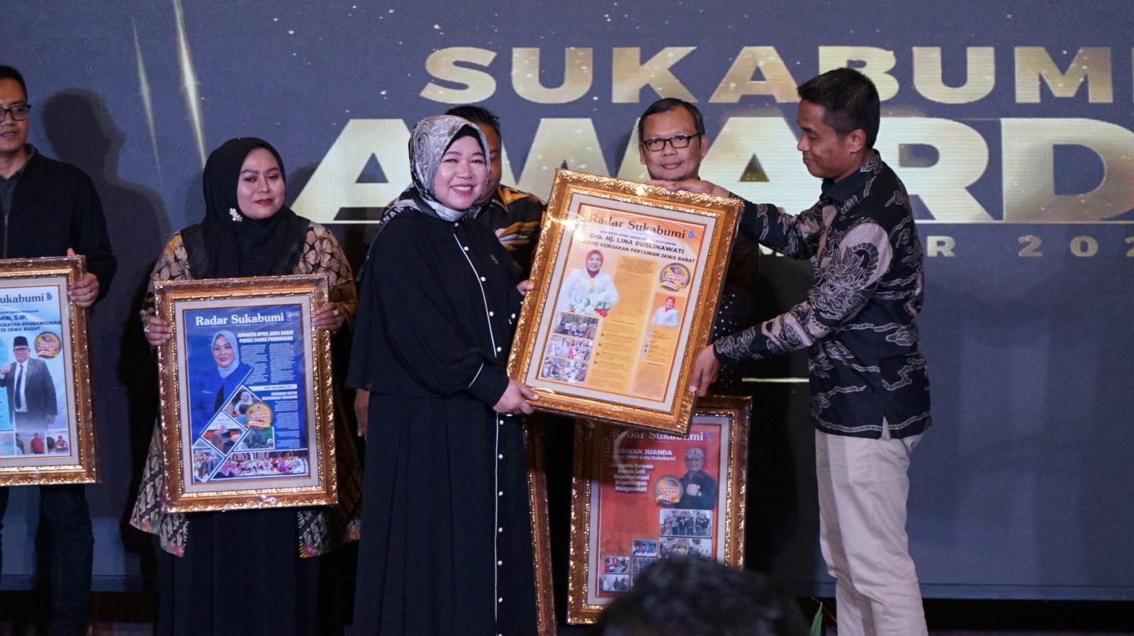 Dra. Hj. Lina Ruslinawati adalah salah satu anggota Dewan Perwakilan Rakyat Daerah (DPRD) Provinsi Jawa Barat yang dikenal karena konsistensinya