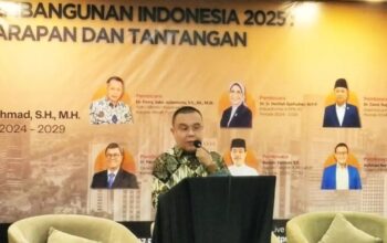 Wakil Ketua DPR Sufmi Dasco Ahmad dalam seminar Pembangunan Indonesia 2025: Harapan dan Tantangan di Jakarta, Selasa (7/1/2025). 