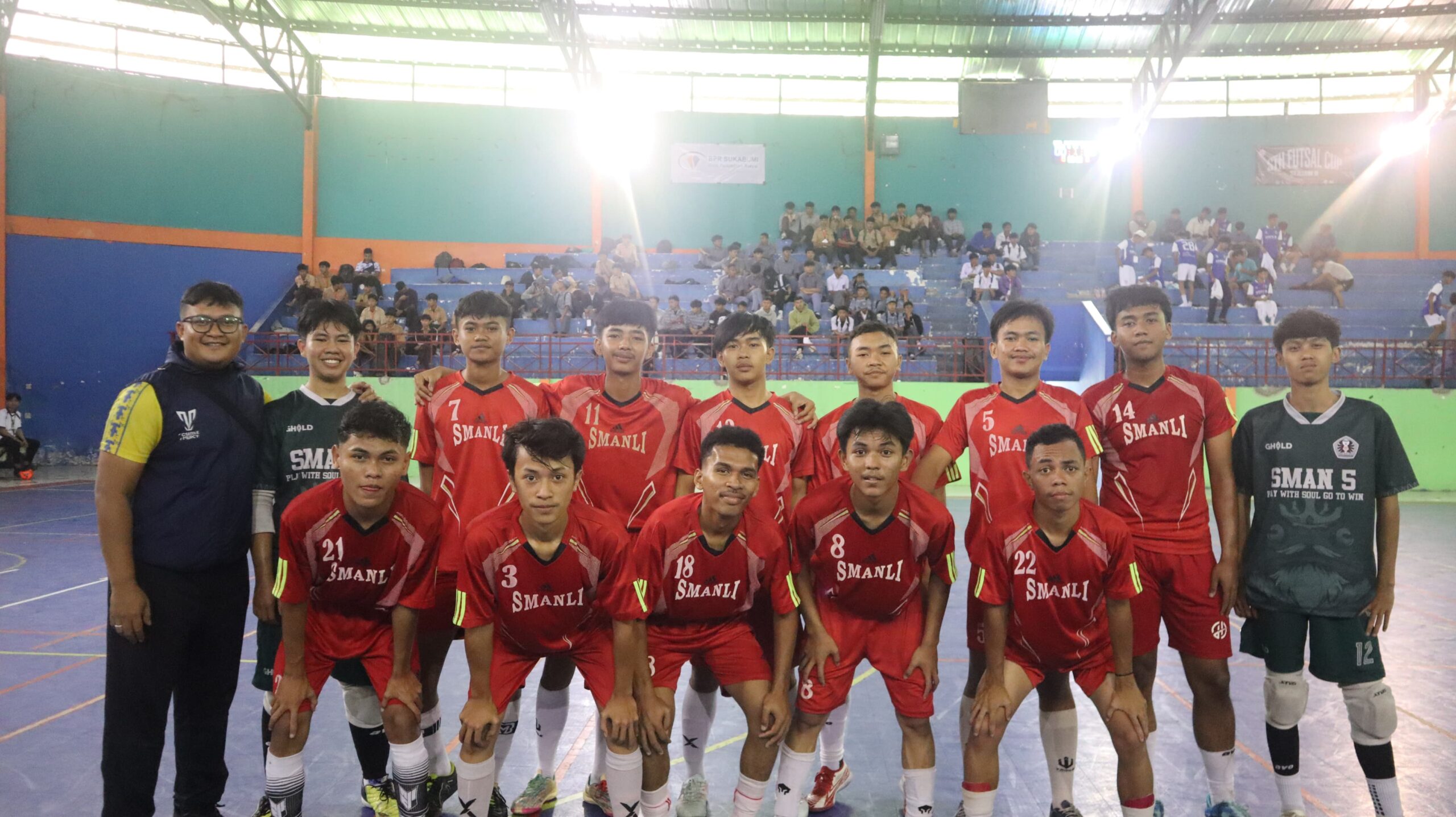 Sukabumi kembali diramaikan dengan gelaran STH Cup Season 2, sebuah turnamen futsal yang digagas oleh Sekolah Tinggi Hukum (STH) Pasundan.