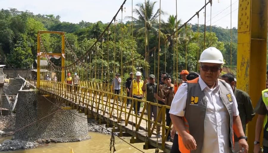 Bupati Sukabumi Marwan Hamami.(FOTO : NANDI/ RADARSUKABUMI)