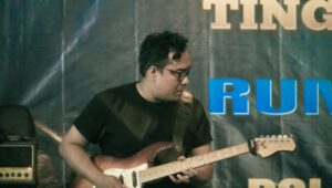 Arman Gitar, Musisi Asal Sukabumi Ini  Dediasikan Ilmu dengan Membuka Kelas Gitar di RIAP
