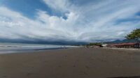 Serunya Liburan di Pantai Batu Bintang Cipatuguran Sukabumi