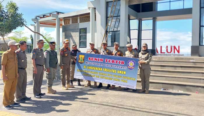 Satpol PP Kabupaten Sukabumi Senin Tertib