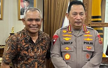 Hazairin Sitepu saat bersama Kapolri Jenderal Pol Listyo Sigit Wibowo