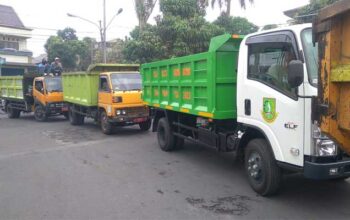 Truk Sampah DLH Kota Sukabumi