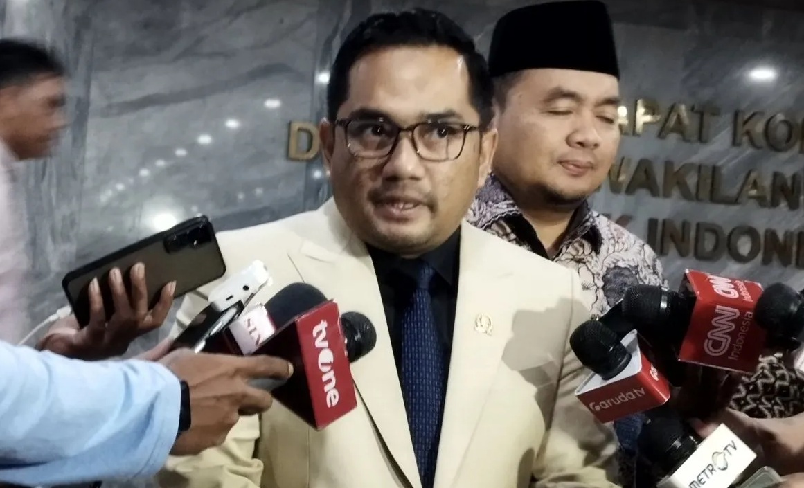 Ketua Komisi II DPR RI Rifqinizamy Karsayuda di Kompleks Parlemen, Jakarta. (Bagus Ahmad Rizaldi)
