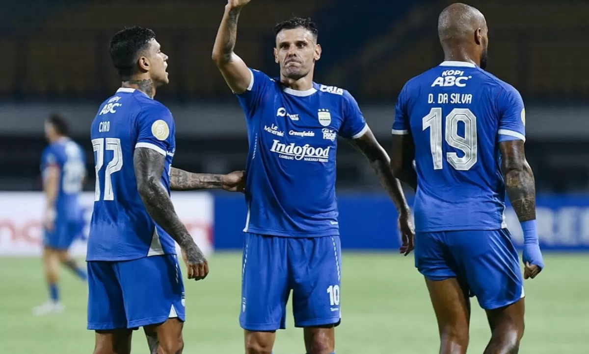 Persib Bandung juara paruh musim Liga 1 2024/2025. (Instagram @persib)