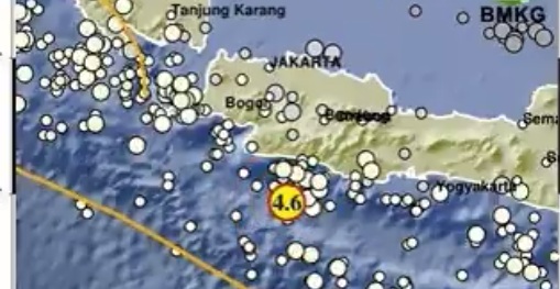 Hari ini, sebagian warga wilayah Sukabumi merasakan Gempa bumi dengan kekuatan magnitudo (M) 4,6 terjadi di Kota Sukabumi, Jawa Barat. Gempa ada pada kedalaman 10 kilometer.