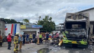 Armada di Gudang Gedebage Bandung Terbakar, JNE Siap Ganti Rugi Paket Pelanggan
