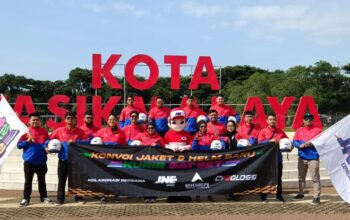BANGGA: Konvoi jaket dan helm terbaru #KurirSATSETJNE di Kota Tasikmalaya, pada 17 Januari 2024. (ist)