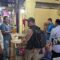 DIPANTAU : Tim Pengendali Inflasi Daerah  Kabupaten Sukabumi, saat memantau HET MinyaKita di Pasar Cisaat, Kecamatan Cisaat, Kabupaten Sukabumi pada Selasa (21/01).(FOTO : UNTUK RADAR SUKABUMI)