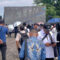 Ratusan keluarga kepala daerah terpilih menonton gladi bersih pelantikan melalui videotron di kawasan Monas, Jakarta Pusat pada Rabu, 19 Februari 2025.-cahyono-