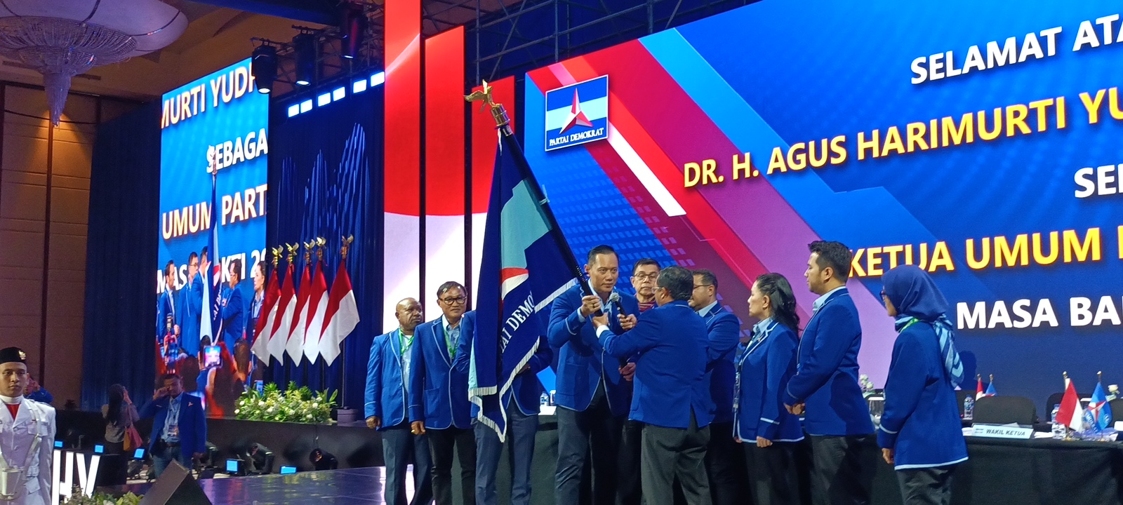 Kongres Ke-VI Partai Demokrat resmi menetapkan Agus Harimurti Yudhoyono (AHY) sebagai Ketua Umum Partai Demokrat untuk masa bakti 2025-2030.