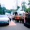 Direktur Utama BSI Hery Gunardi (kiri) bersama Komisaris Utama BSI Muliaman D Hadad (kanan) melepas secara simbolik mobil listrik dan mobil musala untuk mendukung astacita pemerintah melalui penerapan ESG Environmental, Social, dan Governance (ESG) untuk ekonomi hijau.