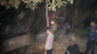 Detik-detik Rumah Panggung di Cimanggu Hangus Terbakar